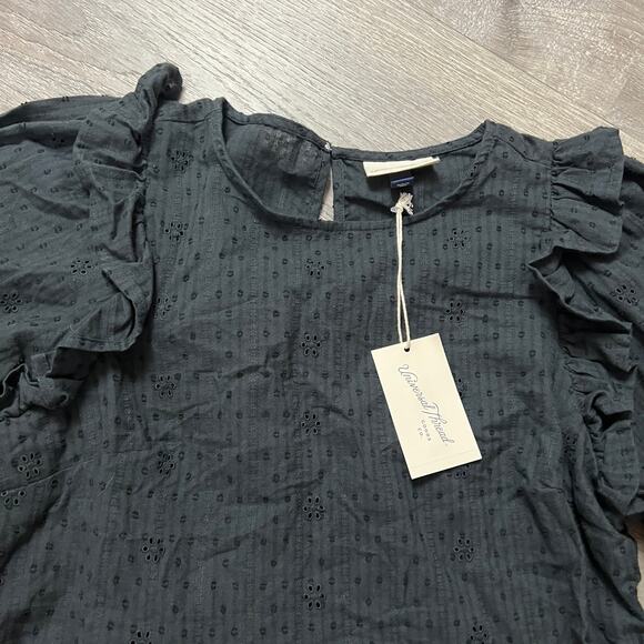 Universal Thread Women's Puff Sleeve Embroidered Ruffle Top - Size Small - NWT - Picture 4 of 9